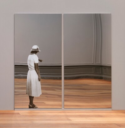 Donna che indica (Woman who points)