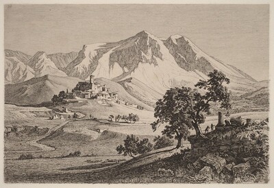 Veduta di Albe e Monte Velino negli Abruzzi